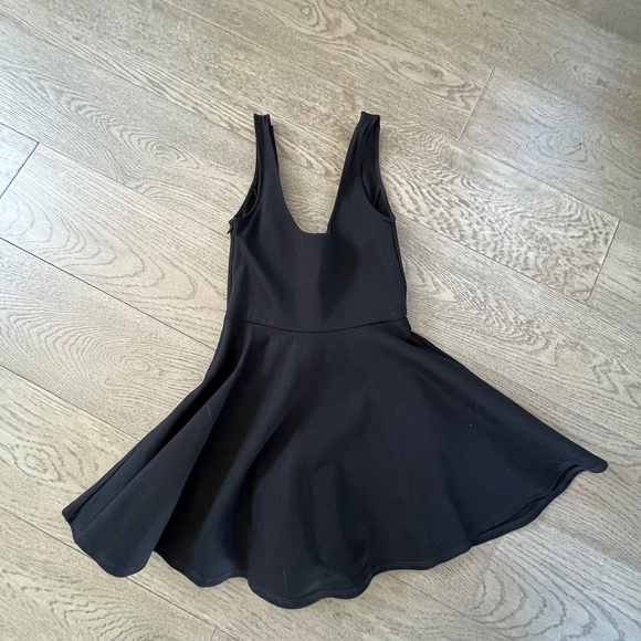 LULU’S Women's Dress with spandex shorts - Picture 1 of 9